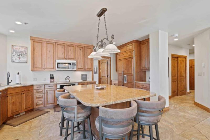 Kiva 221 By East West Hospitality Apartment Beaver Creek Exterior photo
